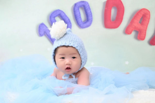 琼中宝宝走路脚往里撇