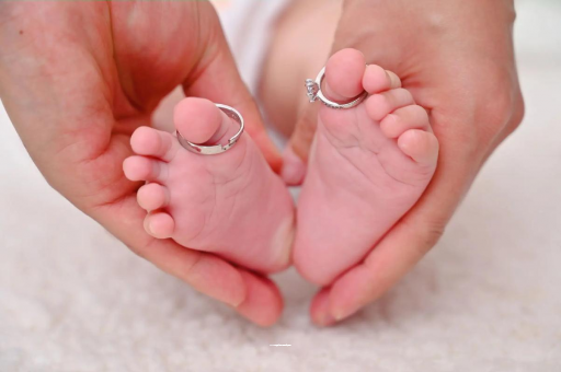 琼中7个月孕妇肚子疼